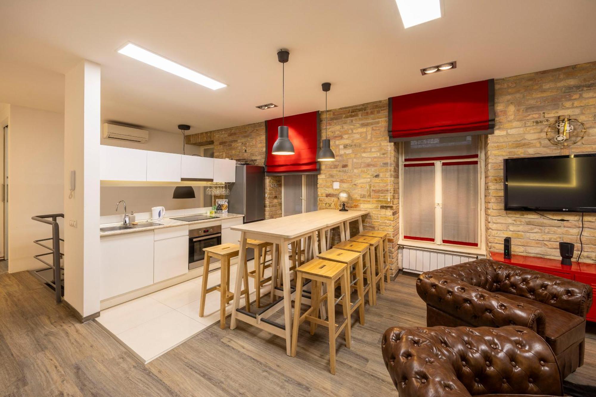 Deluxe Central Elizabeth Residence W/ 4Bedrm, 2Bathrm, 1Lvngrm Budapest Esterno foto
