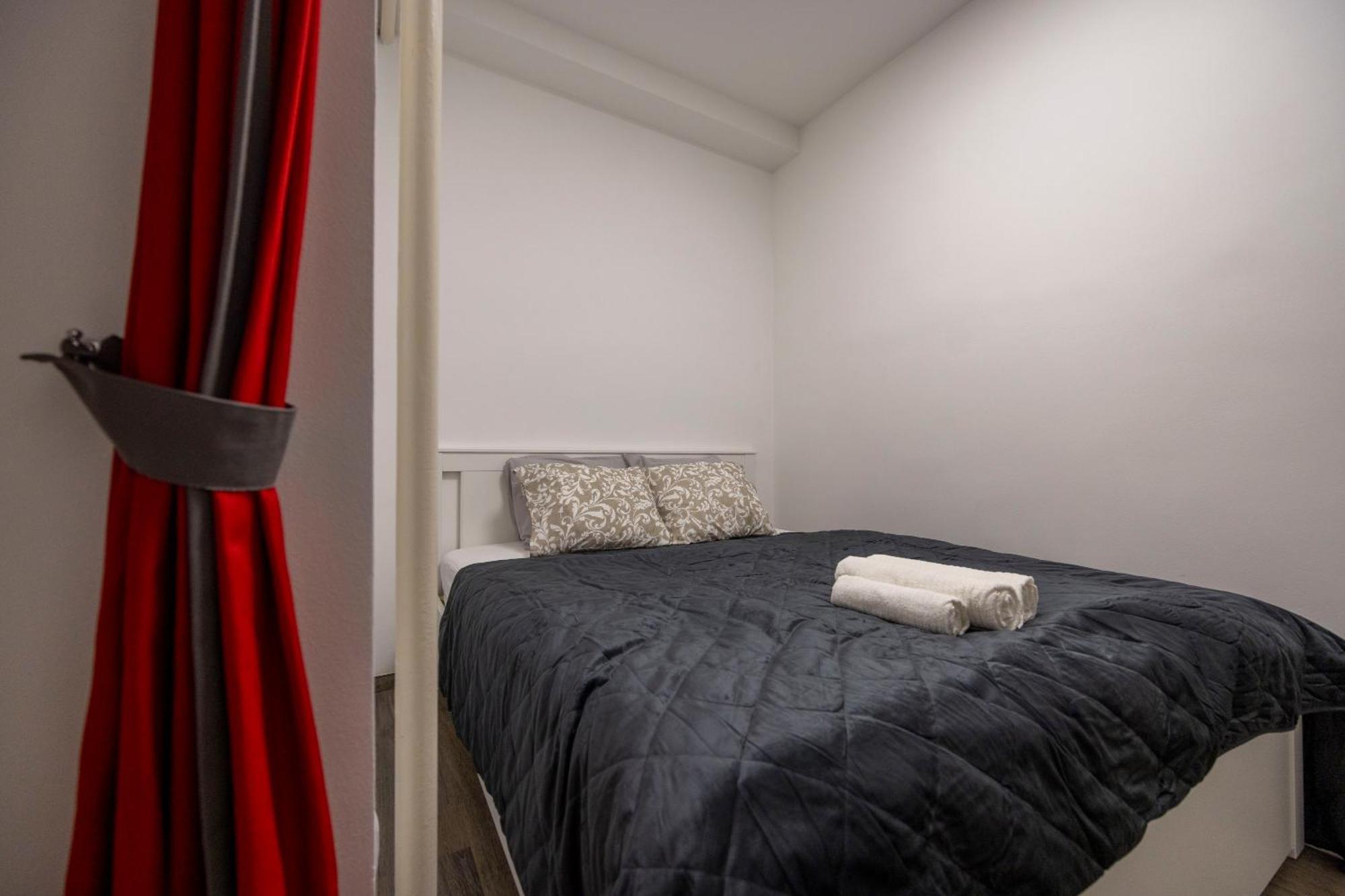 Deluxe Central Elizabeth Residence W/ 4Bedrm, 2Bathrm, 1Lvngrm Budapest Esterno foto