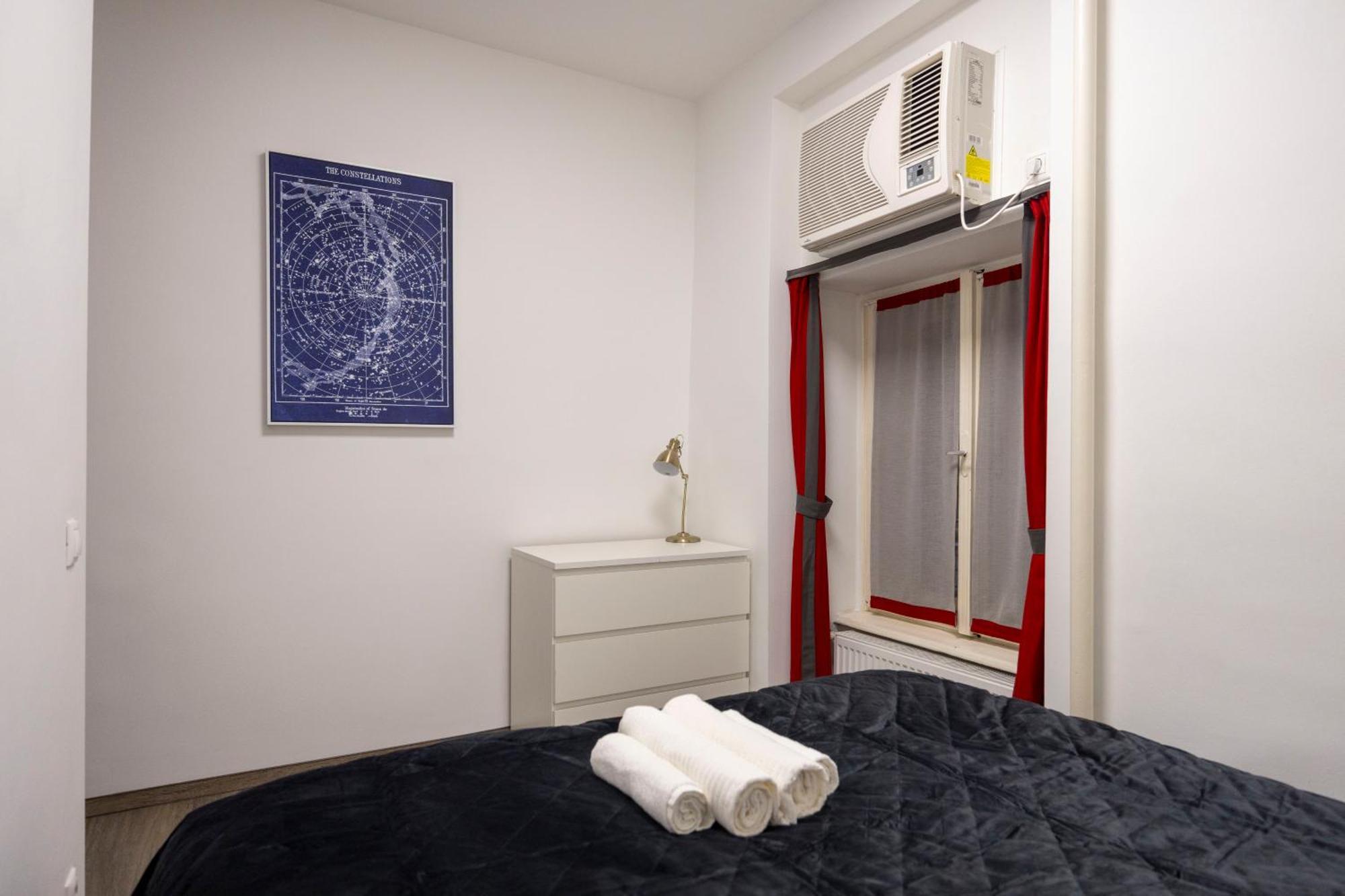 Deluxe Central Elizabeth Residence W/ 4Bedrm, 2Bathrm, 1Lvngrm Budapest Esterno foto