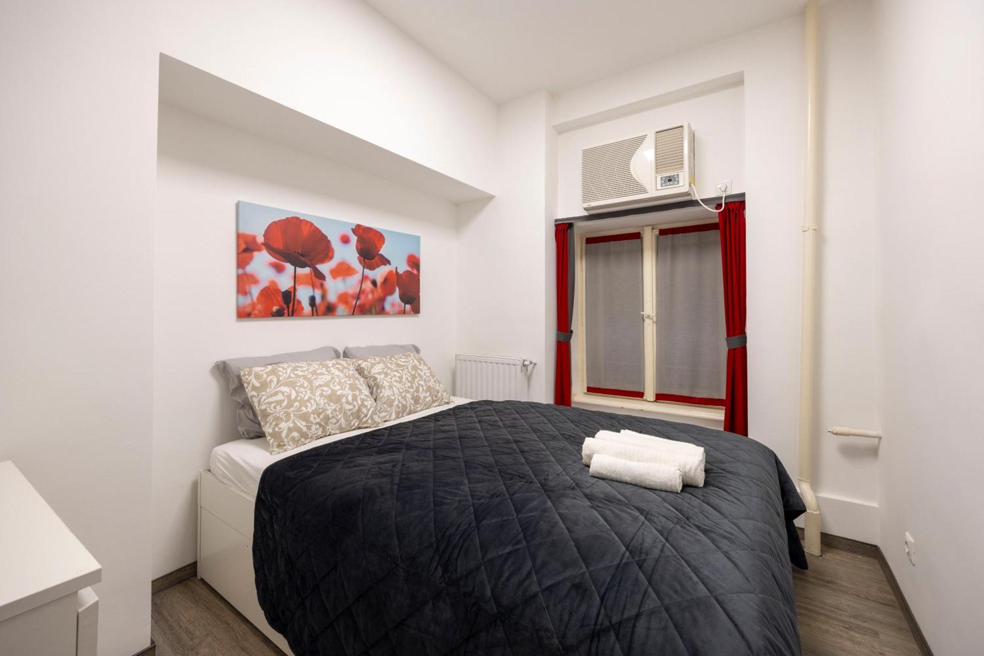 Deluxe Central Elizabeth Residence W/ 4Bedrm, 2Bathrm, 1Lvngrm Budapest Esterno foto